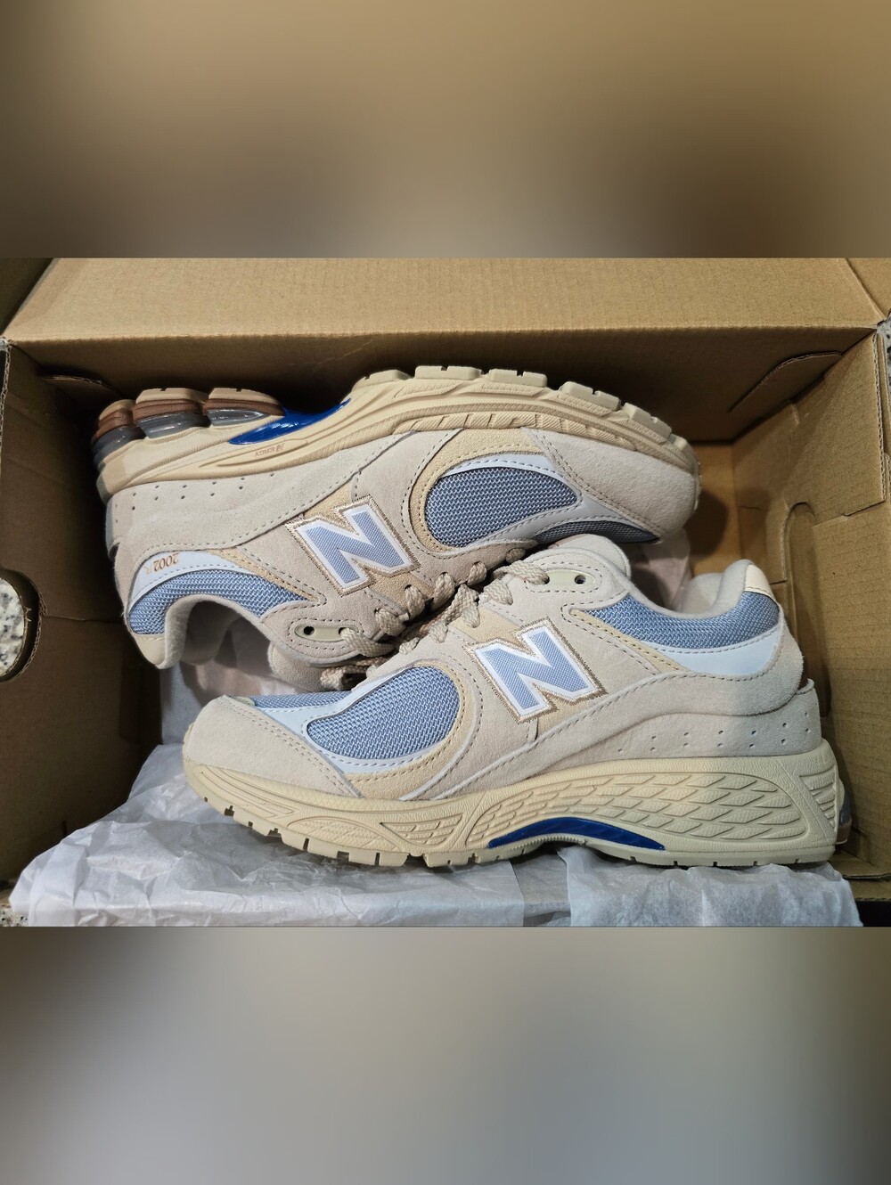 [New] New Balance 2000r